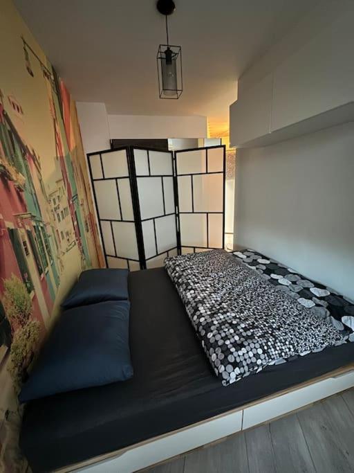 Przestronna I Jasna Kawalerka Z Balkonem Apartament